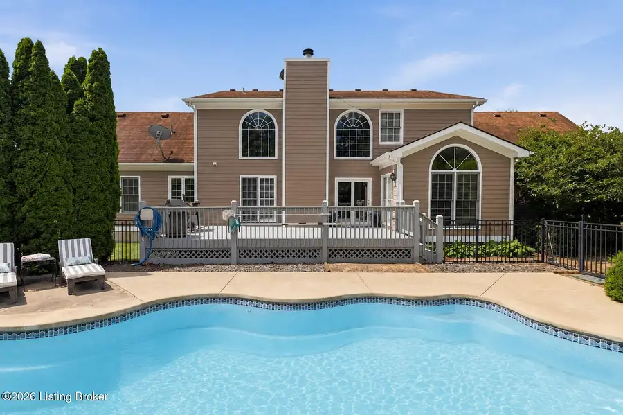 1211 Park Shore Rd, La Grange, KY 40031 - #2