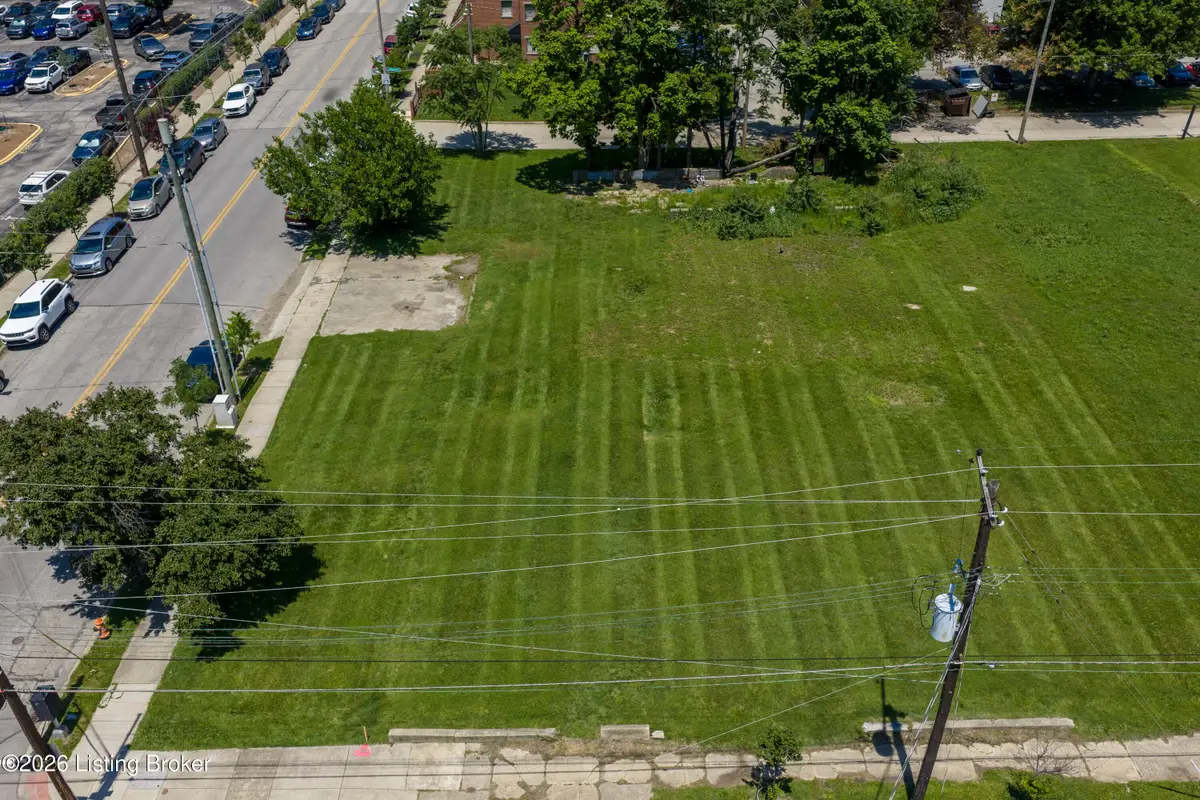 701 E Chestnut St, Louisville, KY 40202 - #1