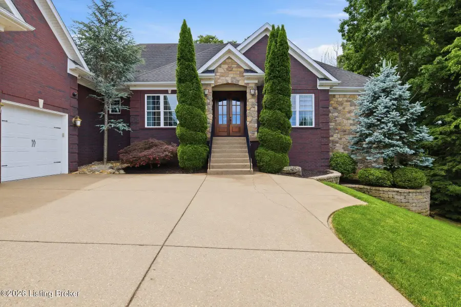 18108 Bellavista Pl, Louisville, KY 40245 - #3