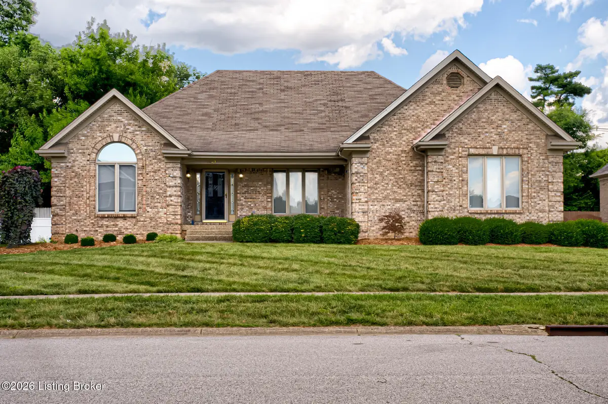 1421 Twin Ridge Rd, Louisville, KY 40242 - #1