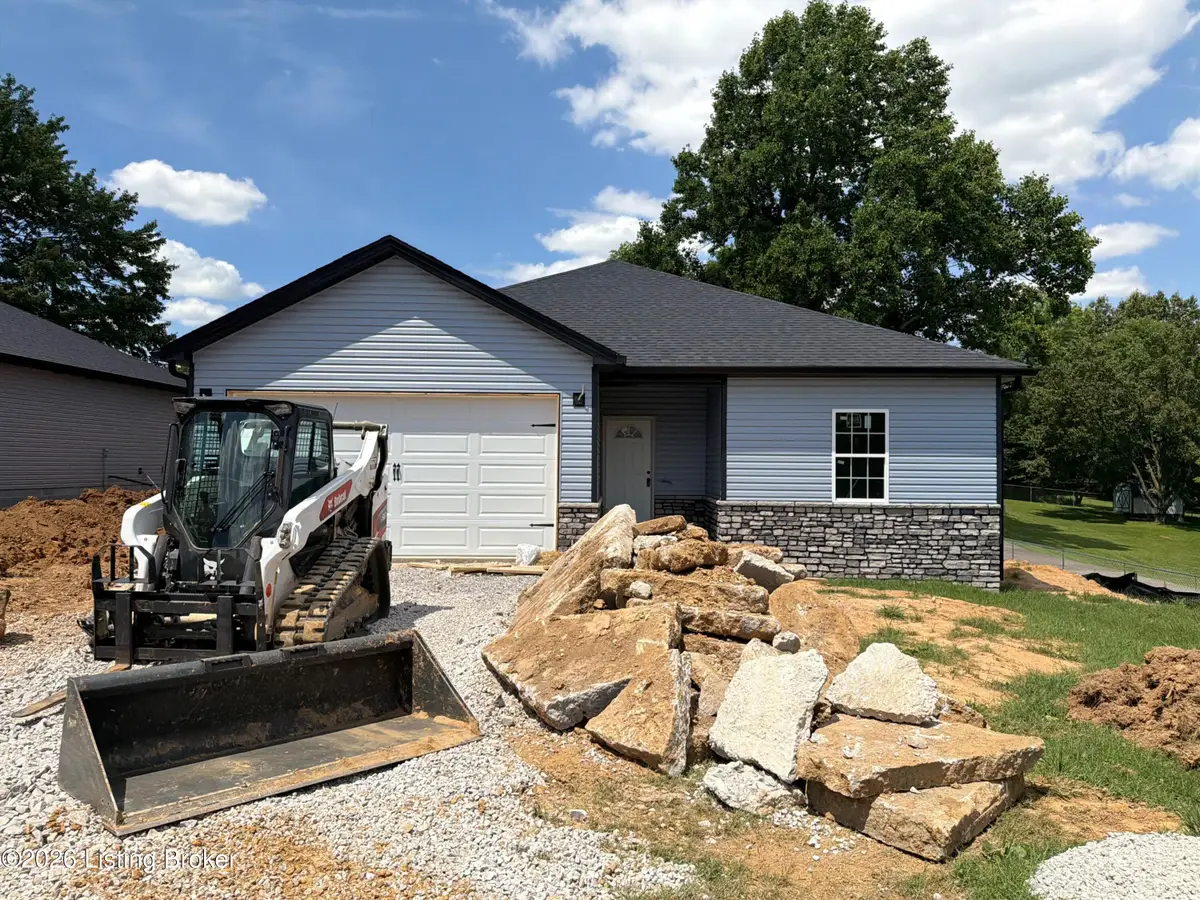 333B First St, Vine Grove, KY 40175 - #1