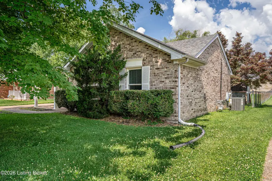 10824 Dorton Dr, Louisville, KY 40272 - #3