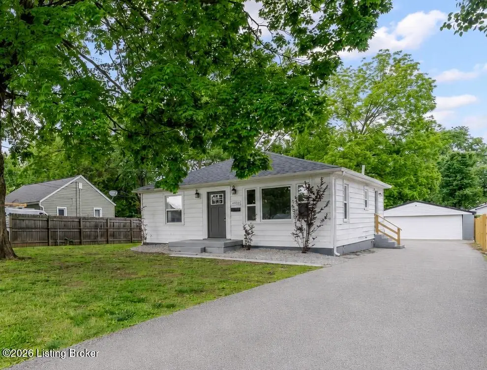 4913 Feys Dr, Louisville, KY 40216 - #1