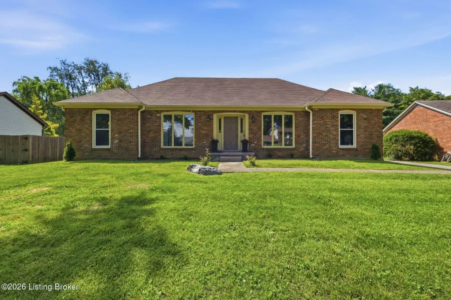 10110 Timberwood Cir, Louisville, KY 40223 - #2