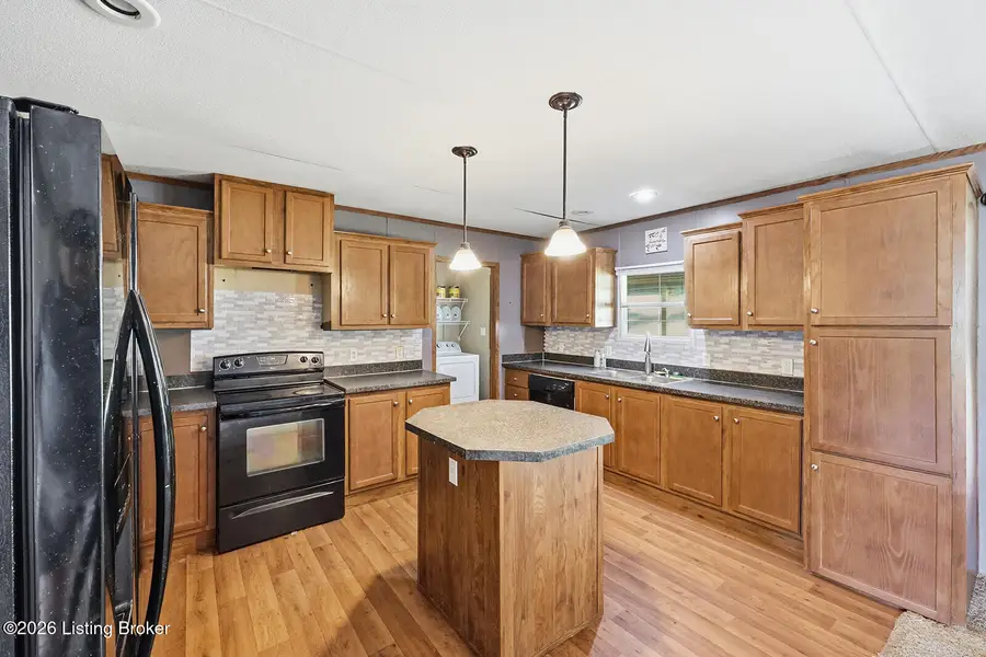 1303 Versailles Rd, Lawrenceburg, KY 40342 - #2