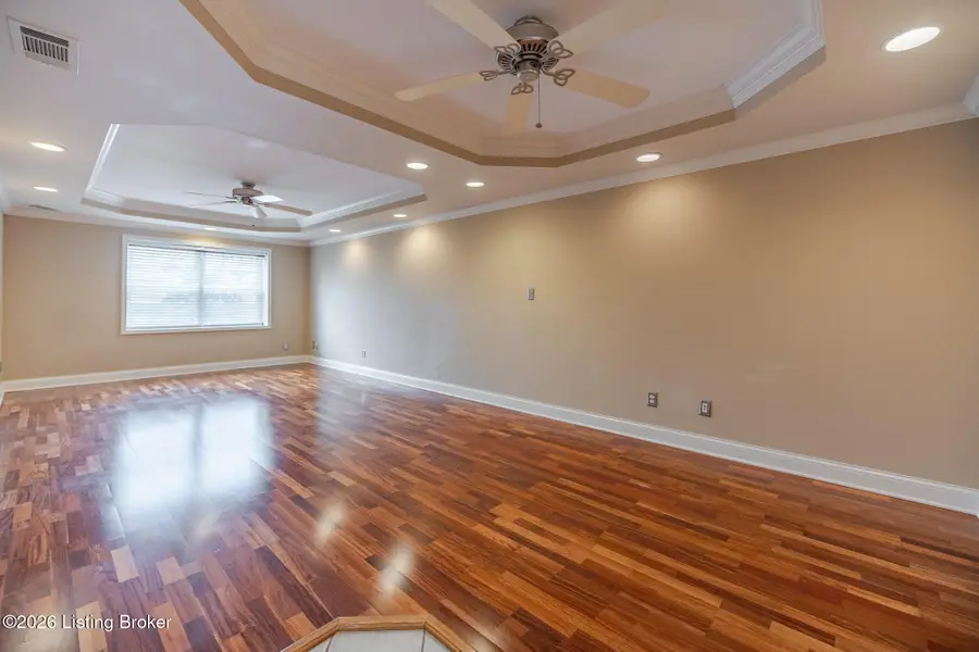 332 El Conquistador Pl, Louisville, KY 40220 - #2