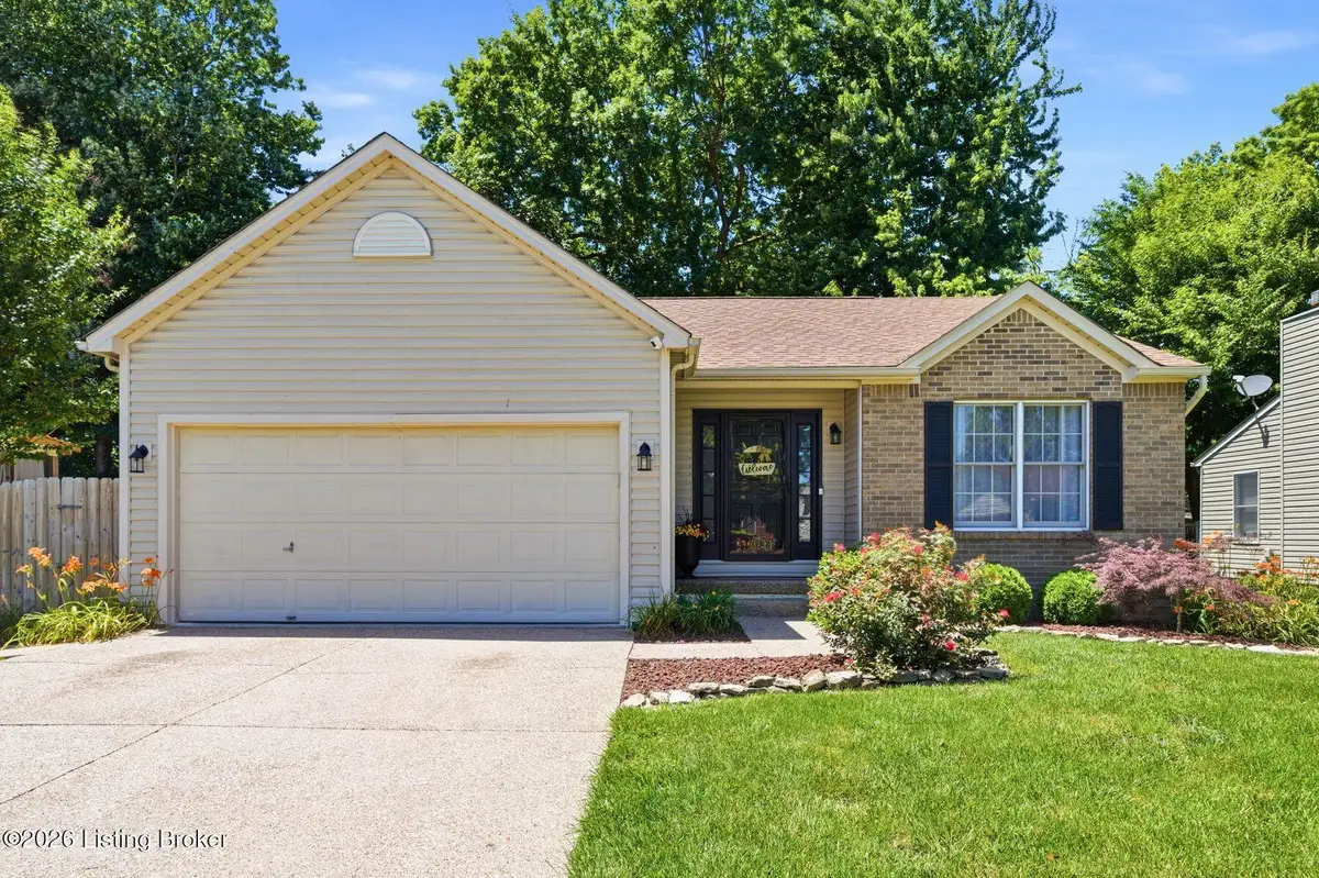 6704 Brook Bend Way, Louisville, KY 40229 - #1
