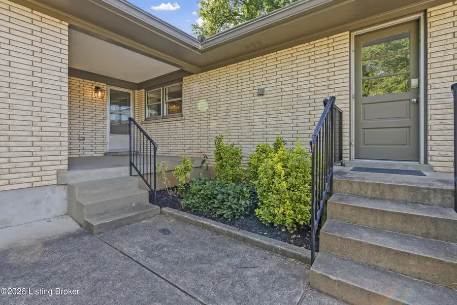 9807 Sheplet Ct, Louisville, KY 40241 - #3