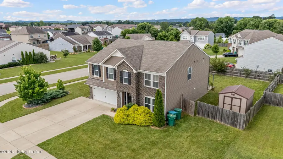 216 Round Rock Dr, Shepherdsville, KY 40165 - #3