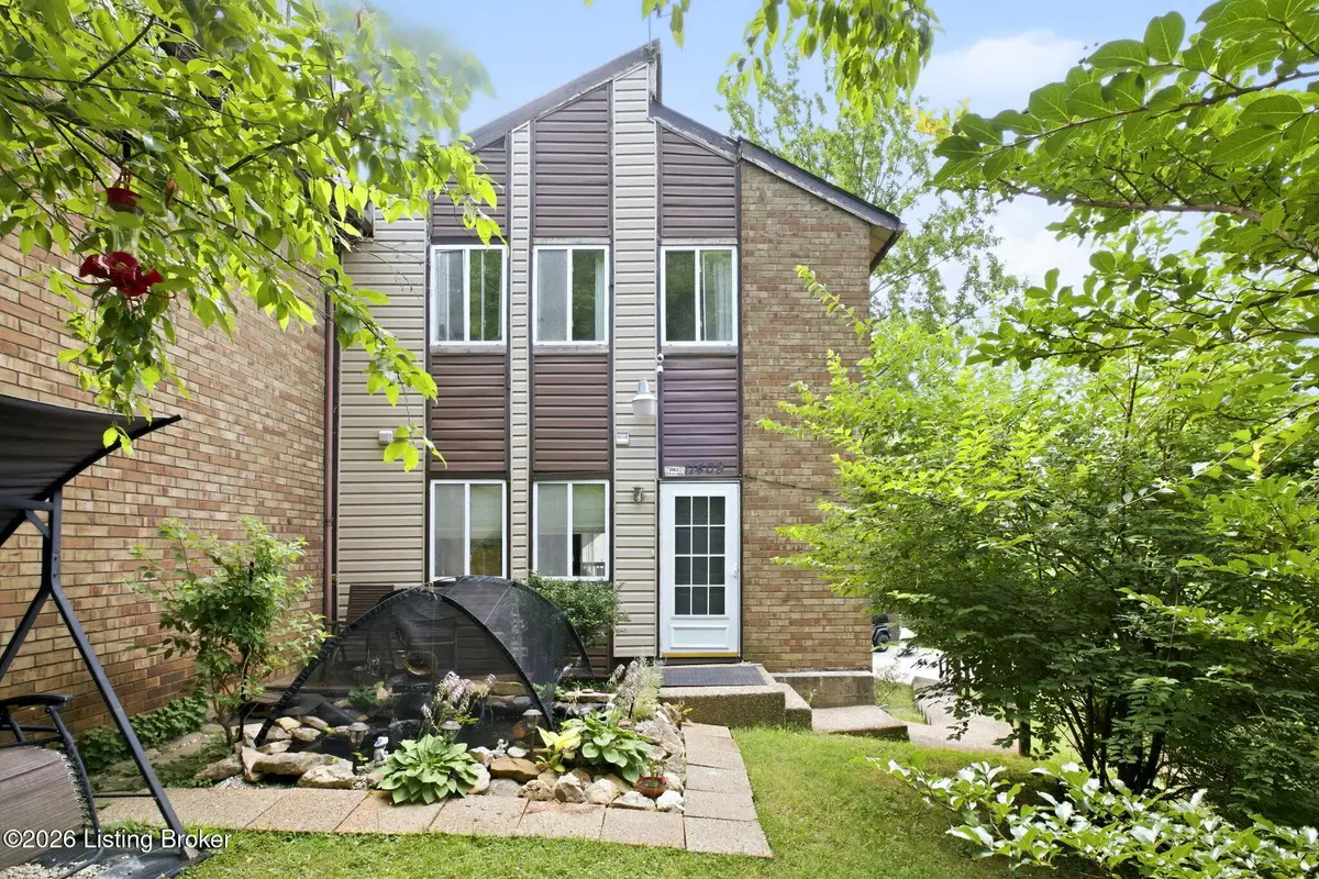 11409 N Tazwell Dr, Louisville, KY 40241 - #1
