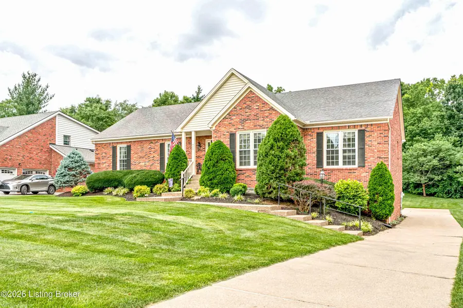 429 Seneca Rd, Shelbyville, KY 40065 - #2