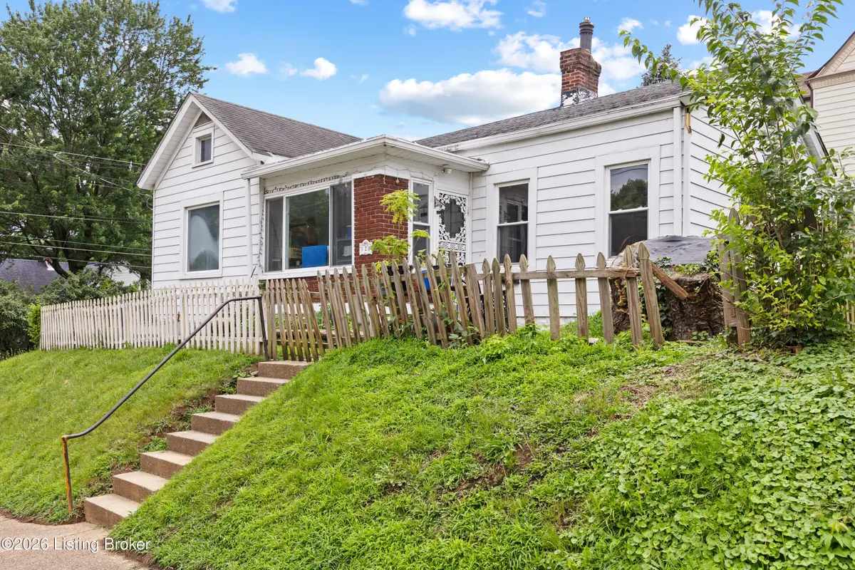 128 S Ewing Ave, Louisville, KY 40206 - #1