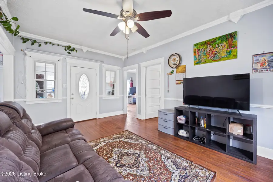 128 S Ewing Ave, Louisville, KY 40206 - #3