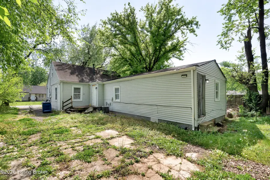 1721 Model Rd, Louisville, KY 40216 - #3