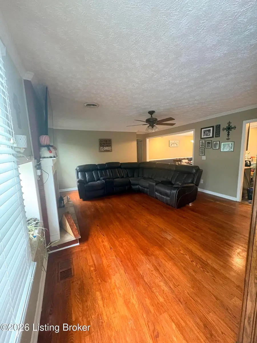 825 Thomas Ln, Bloomfield, KY 40008 - #2
