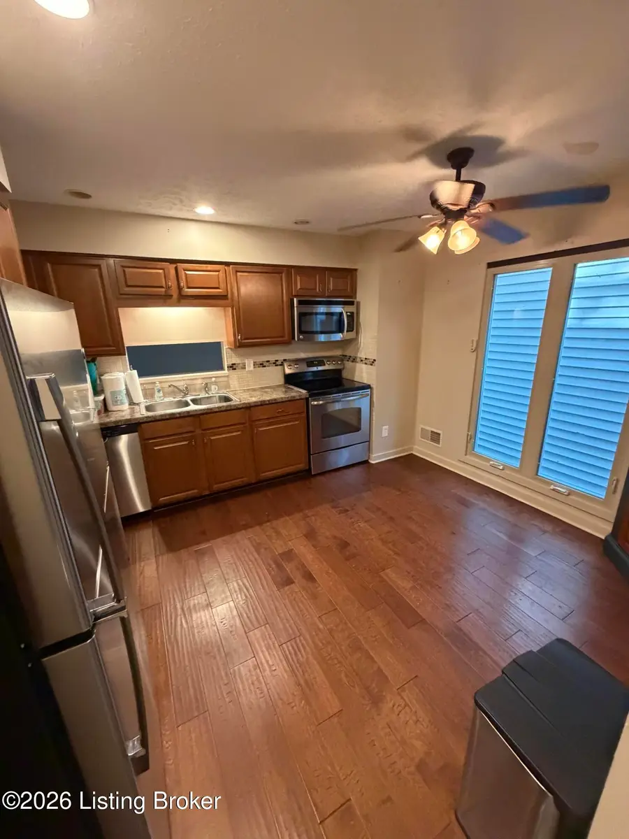 4711 Jolynn Dr, Jeffersontown, KY 40299 - #3
