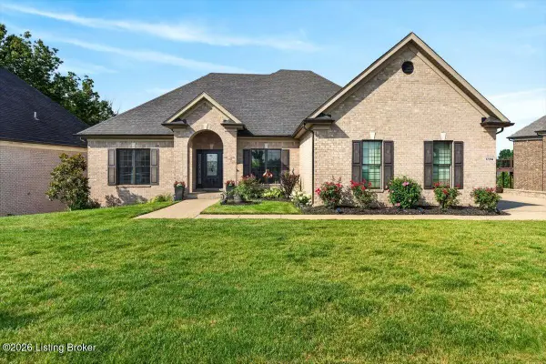 17314 Shakes Creek Dr, Fisherville, KY 40023