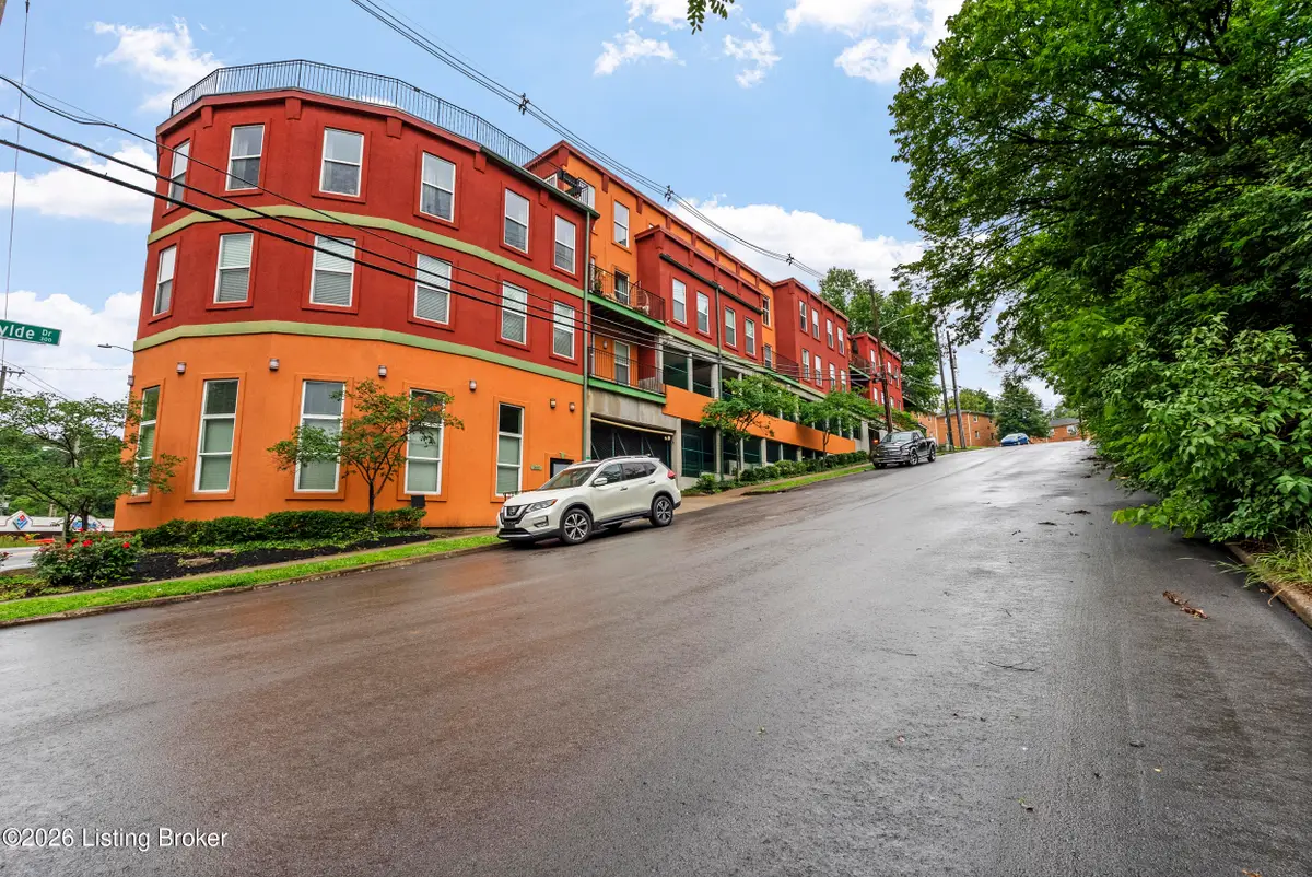 2411 Brownsboro Rd #302, Louisville, KY 40206 - #1