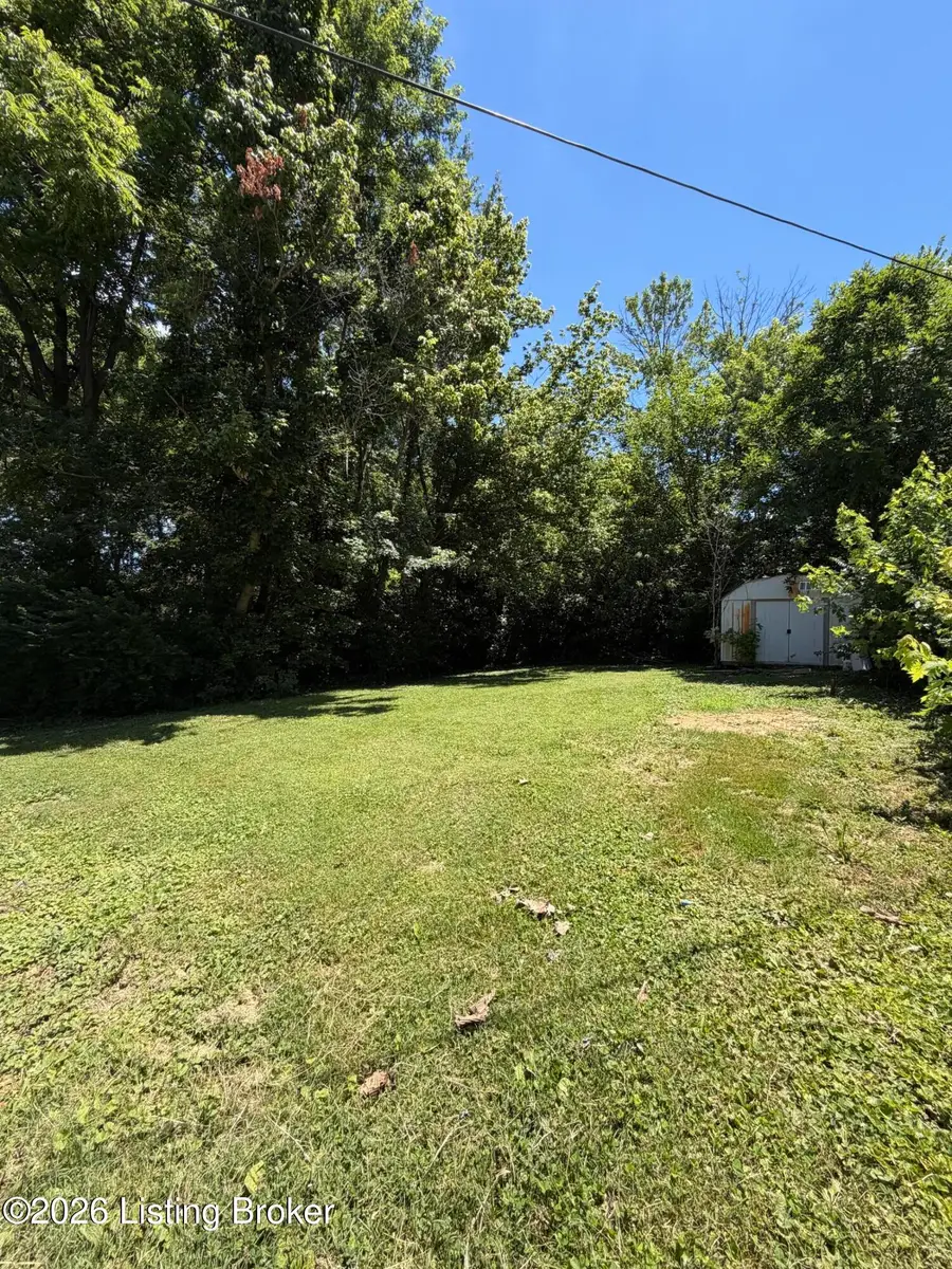533 Village Dr, Elizabethtown, KY 42701 - #2