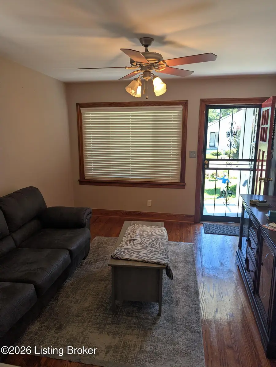 900 Lydia St, Louisville, KY 40217 - #2