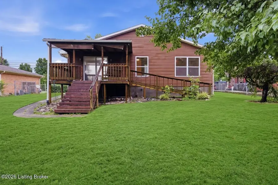 9622 Maple Rd, Louisville, KY 40229 - #3