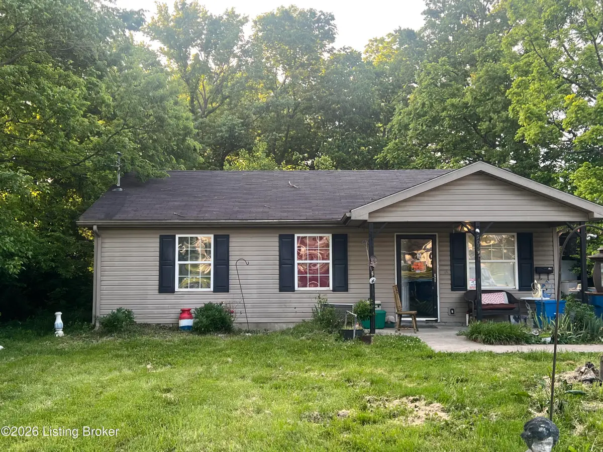 505 E Woodford St, Lawrenceburg, KY 40342 - #1