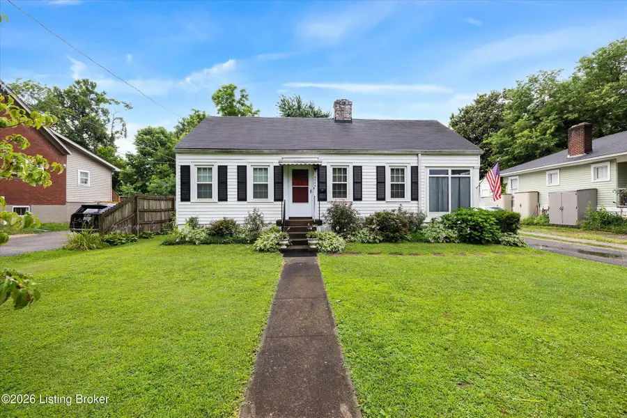 3944 Massie Ave, Louisville, KY 40207 - #2