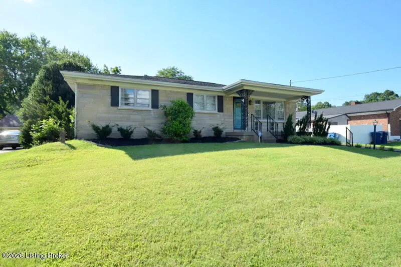 9002 Annlou Dr, Louisville, KY 40272 - #1
