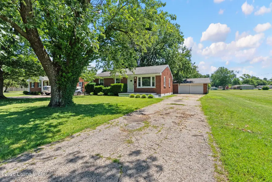 9115 Thompson Ln, Louisville, KY 40258 - #3