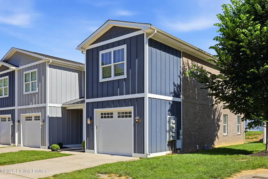 4207 Taylor Cv Ct, Louisville, KY 40220 - #3