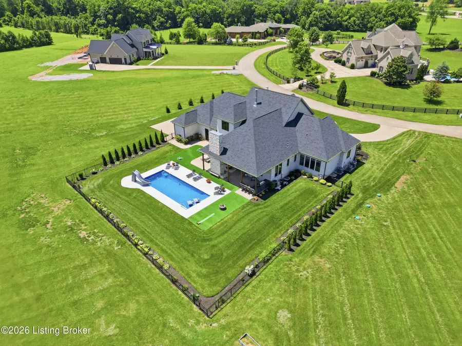 9302 Deepa Dr, Prospect, KY 40059 - #3