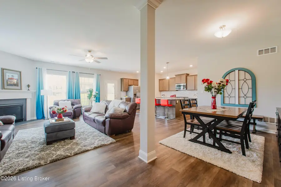 11901 Parkview Trace Dr, Louisville, KY 40229 - #3
