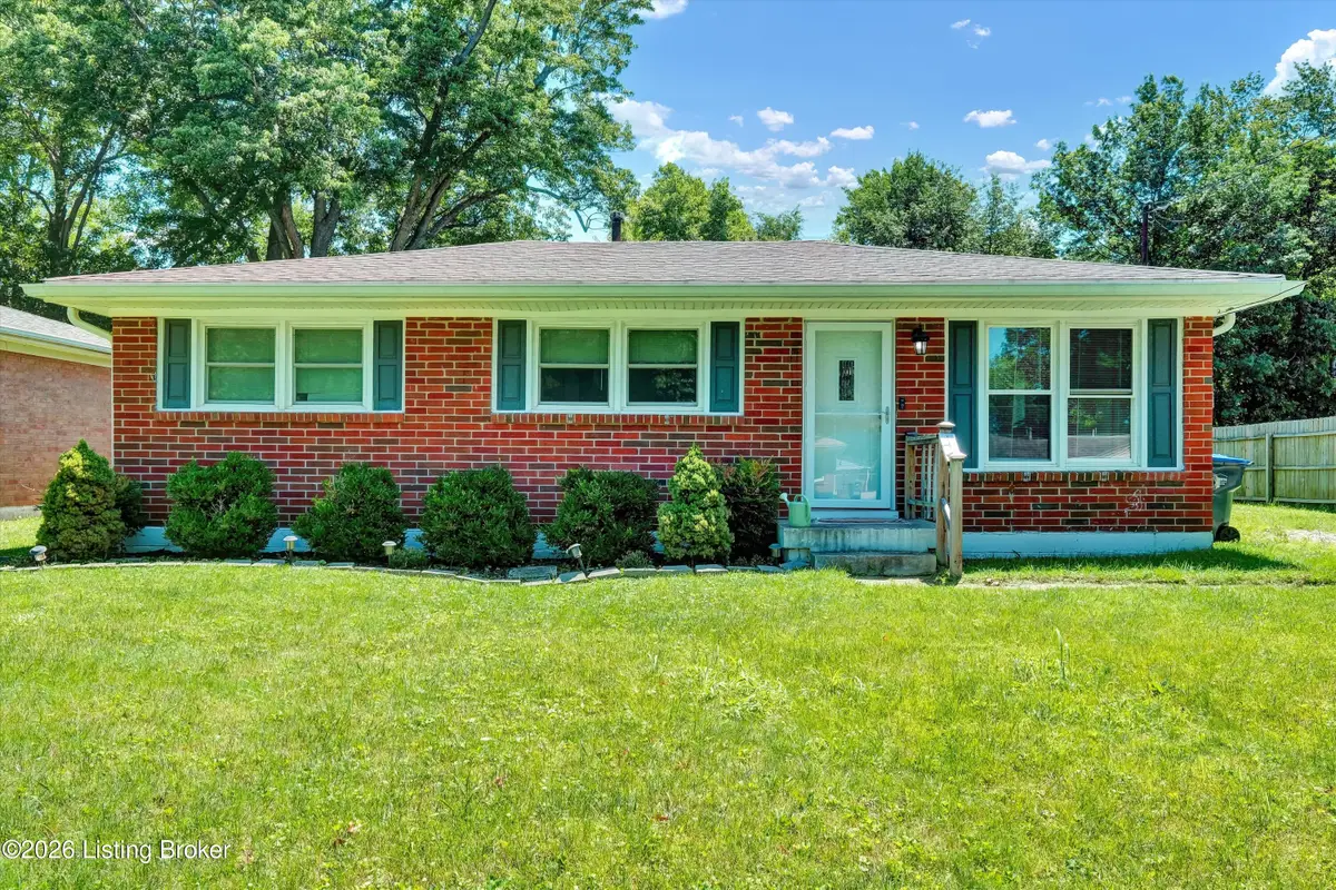 9509 Yellow Pine Ct, Louisville, KY 40229 - #1