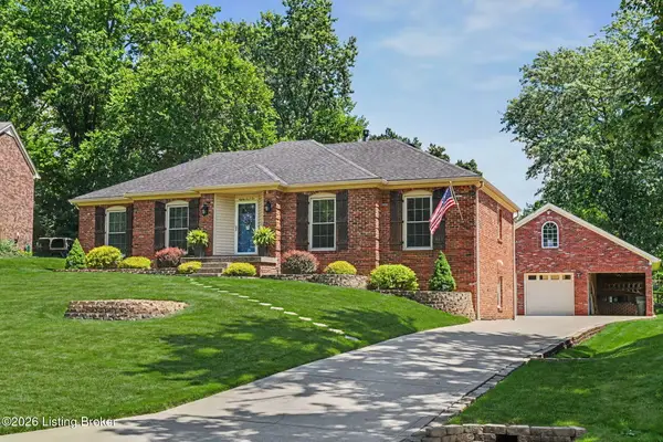 8602 Chipstone Ct, Jeffersontown, KY 40299