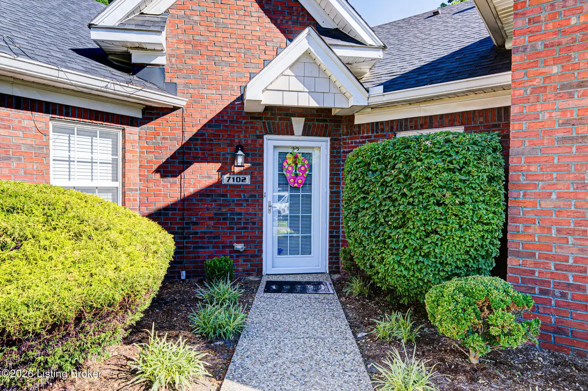 7102 Emily Ann Ln, Crestwood, KY 40014 - #1