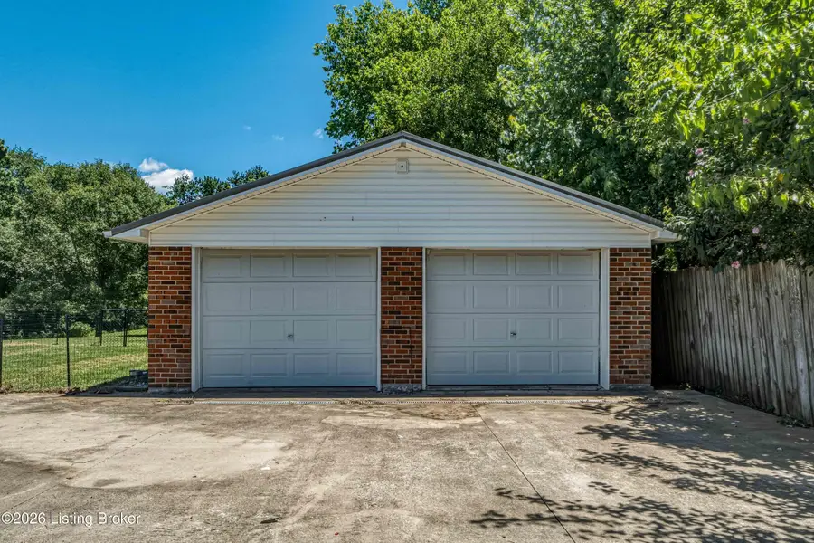 92 Indian Trail, Hodgenville, KY 42748 - #3