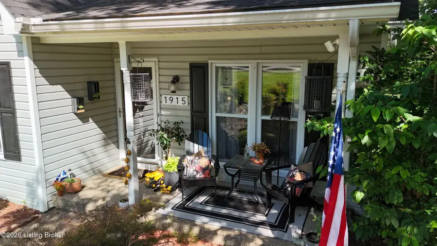 1915 Crystal Dr, La Grange, KY 40031 - #3