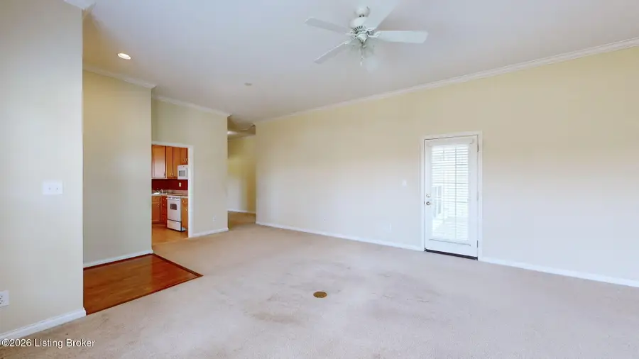 117 Clubhouse Dr, Shelbyville, KY 40065 - #3