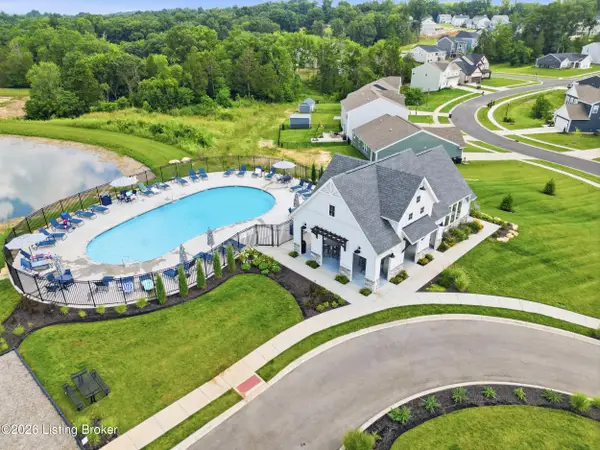 107 Wildflower Ct, Mt Washington, KY 40047
