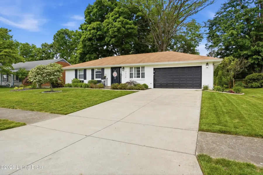 2614 Tregaron Ave, Jeffersontown, KY 40299 - #2