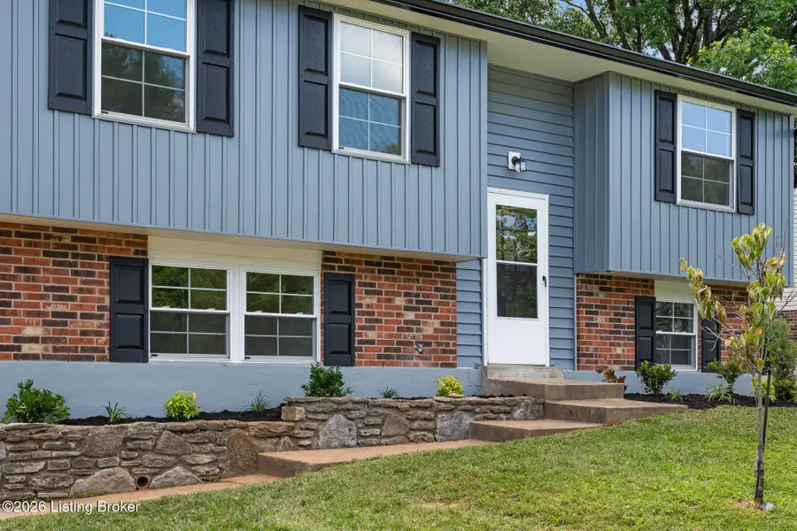 3908 Northumberland Dr, Louisville, KY 40245 - #3