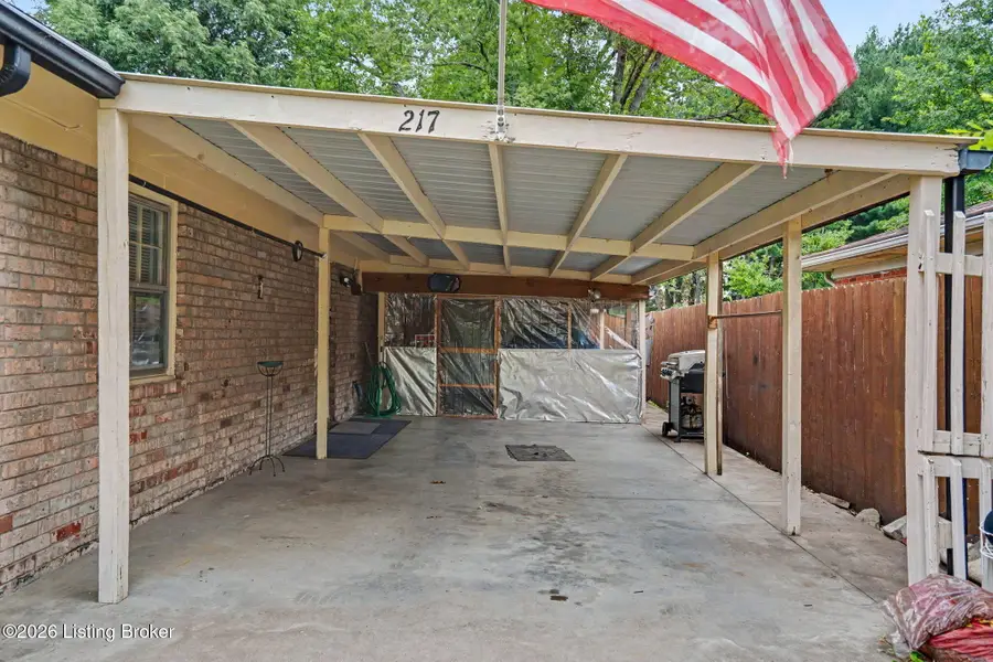 217 Mackie Ln, Louisville, KY 40214 - #3
