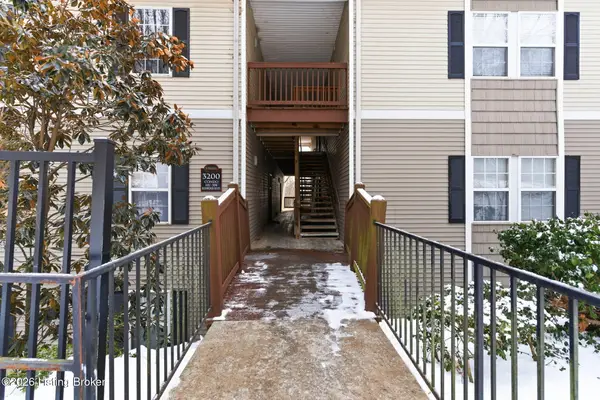 3200 Renwood Blvd, Louisville, KY 40214