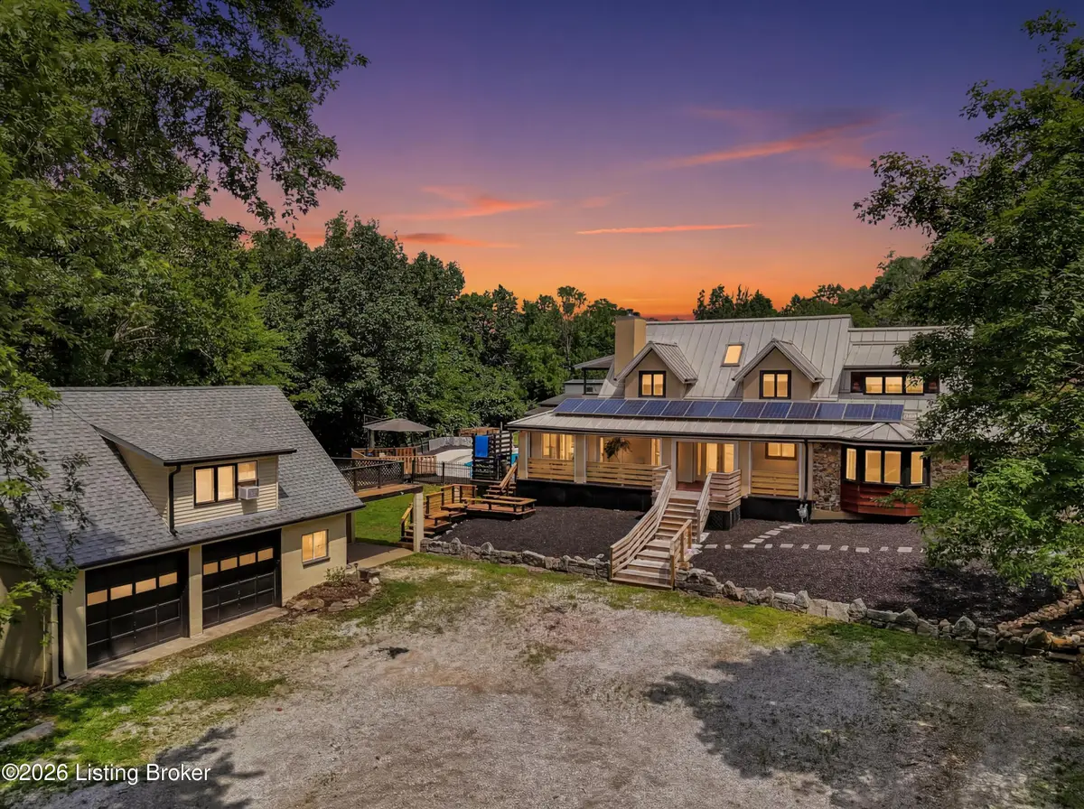 800 Candlelight Ln, Louisville, KY 40214 - #1