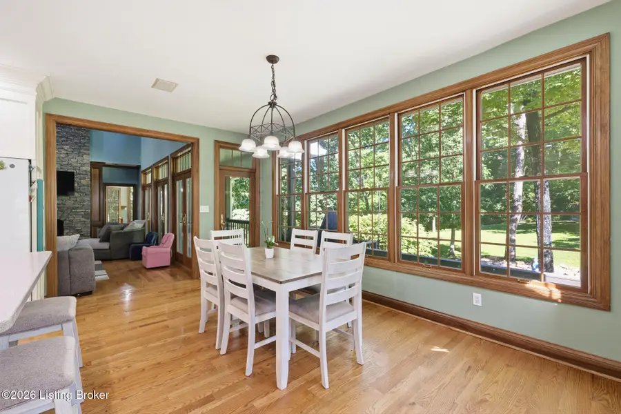 1502 Cowdrey Park Ln, Louisville, KY 40245 - #2