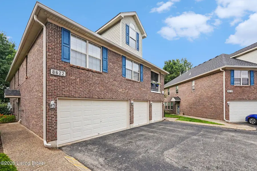 8622 Grand Neptune Dr, Louisville, KY 40228 - #3