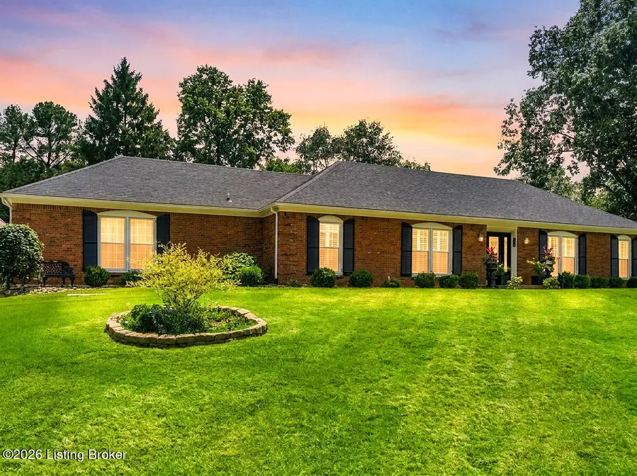 468 Oak Crest Dr, Shelbyville, KY 40065 - #3