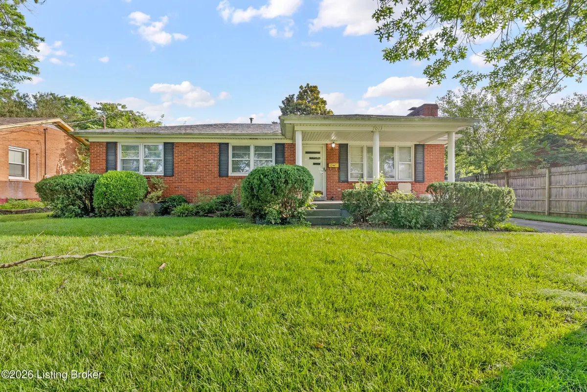 7013 Sun Valley Dr, Louisville, KY 40272 - #1