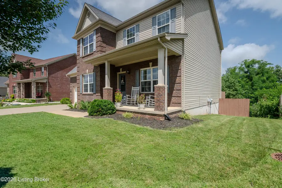 226 Sangria Dr, Vine Grove, KY 40175 - #2