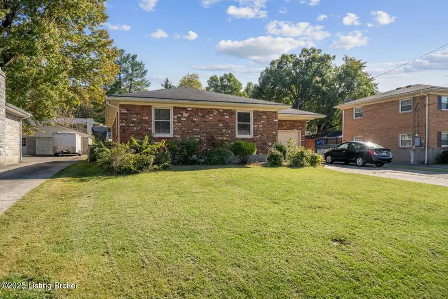 7508 Pimlico Dr, Louisville, KY 40214 - #3